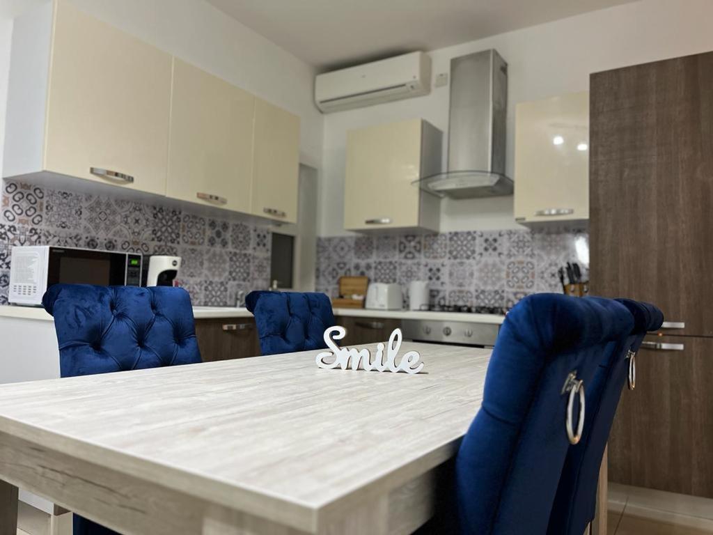 شقة Crimson Court Is-Swieqi المظهر الخارجي الصورة